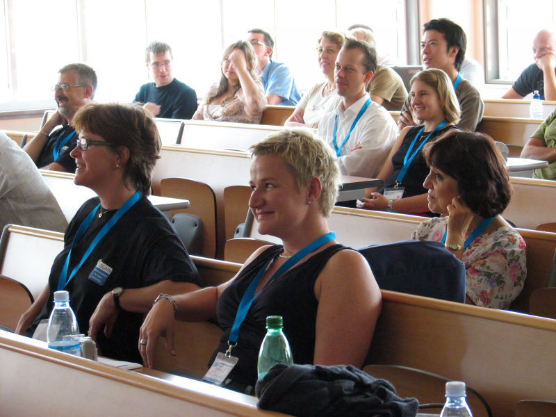 File:COGAIN2006-Plenary-audience.jpg