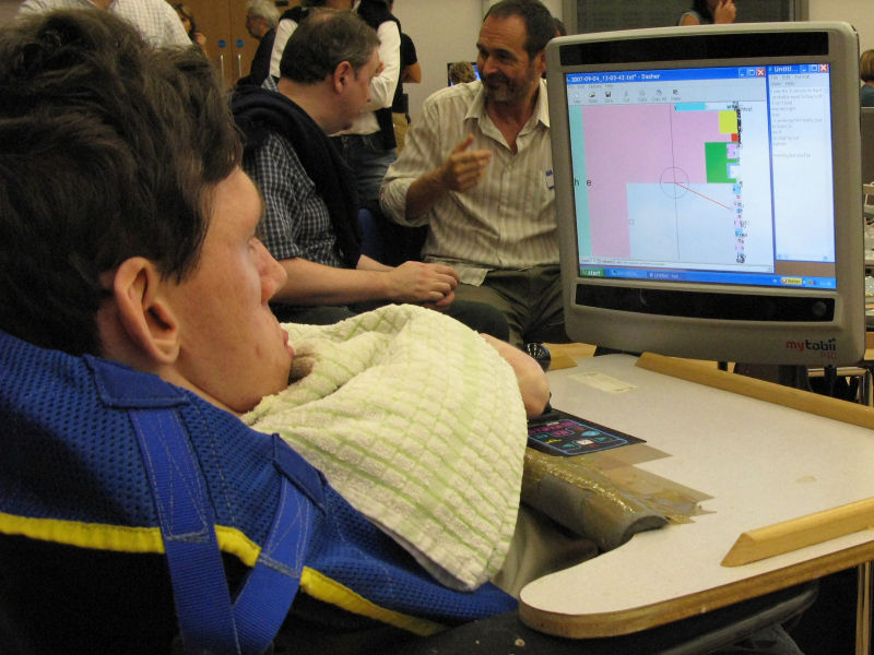 File:COGAIN2007-gaze-writing-with-Dasher.jpg